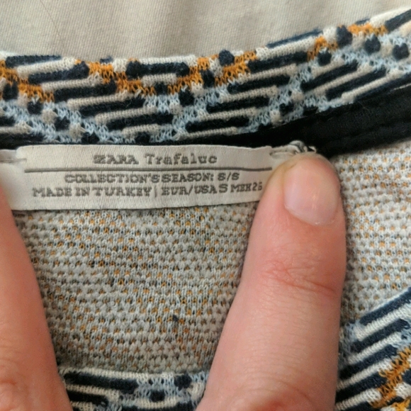 Zara | Cropped Top - Picture 3 of 4